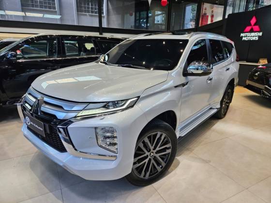 MITSUBISHI PAJERO SPORT 2.4 16V MIVEC TURBO DIESEL LEGEND AWD AUTOMÁTICO